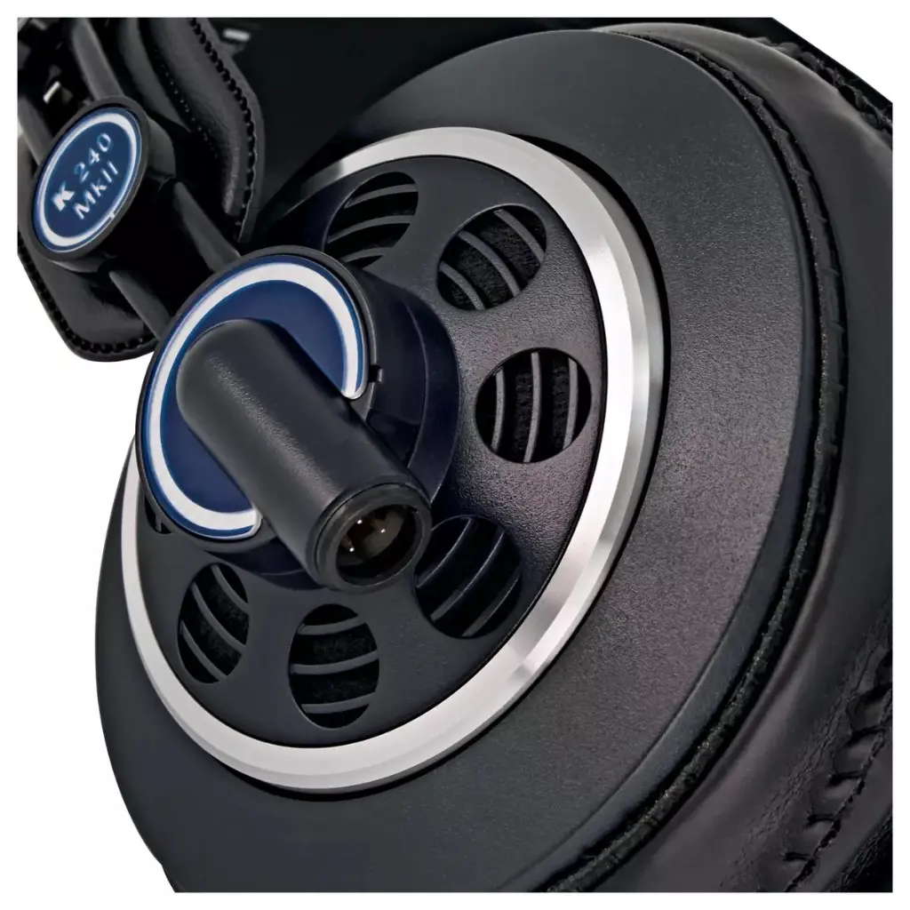 AKG K240 y.webp
